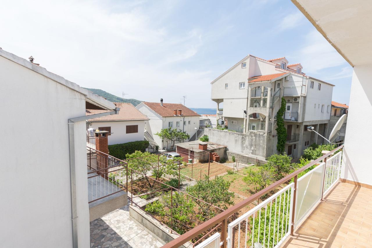 Apartments Visnja Primošten Exterior foto